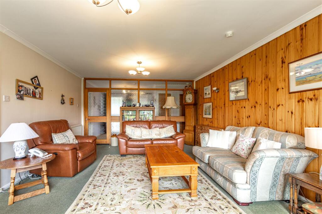 2 Manorpark Stow Galashiels 20.JPG