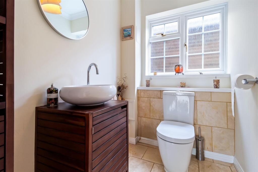 Vicarage Fields 9-008.jpg