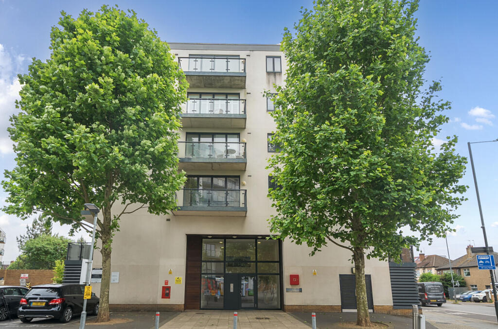 1303712-2-683ee14c12bd1