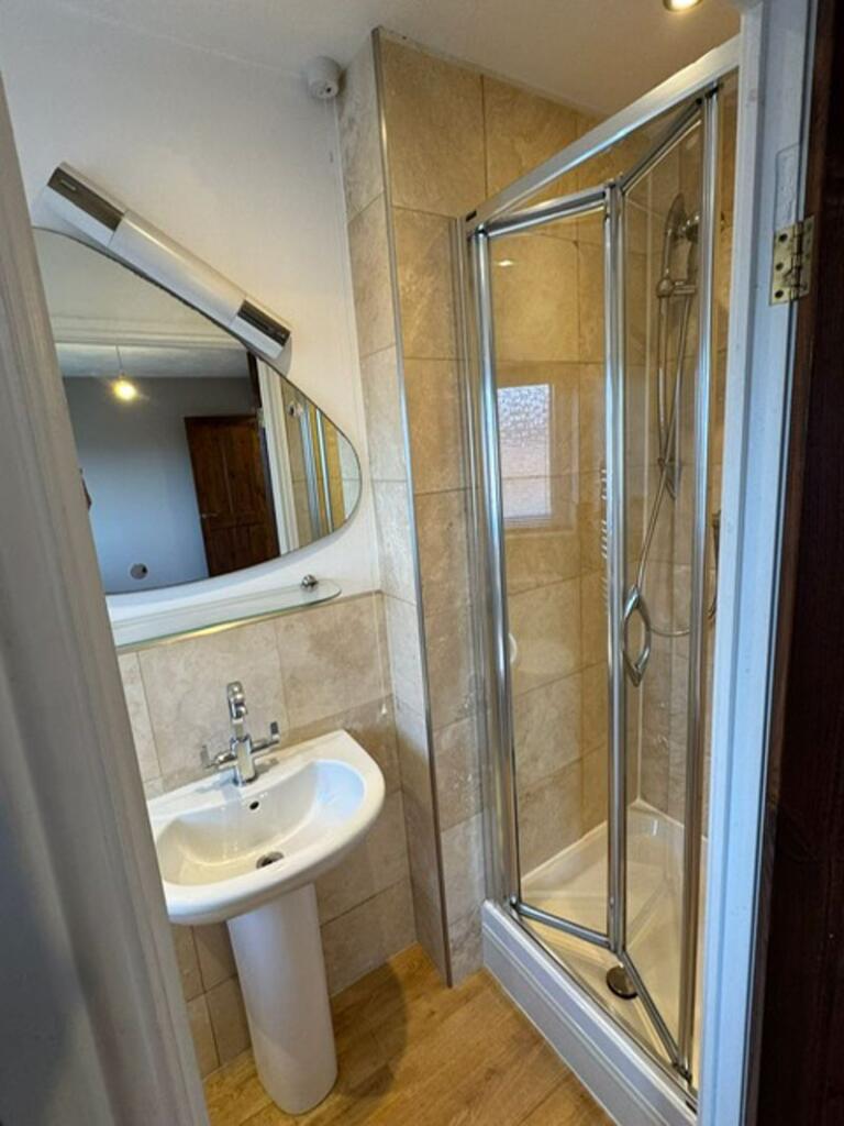 En suite shower room
