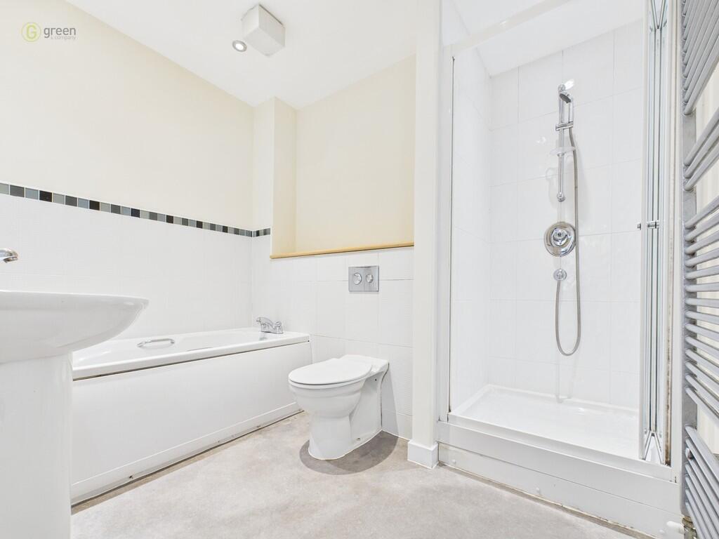 CAM03830G0-PR0215...