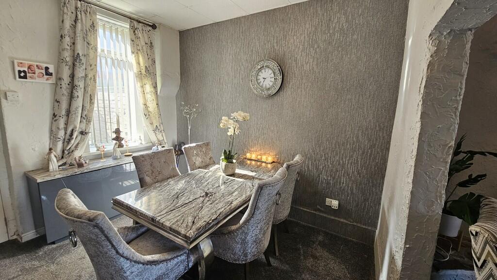 IMG-20250718-WA00...