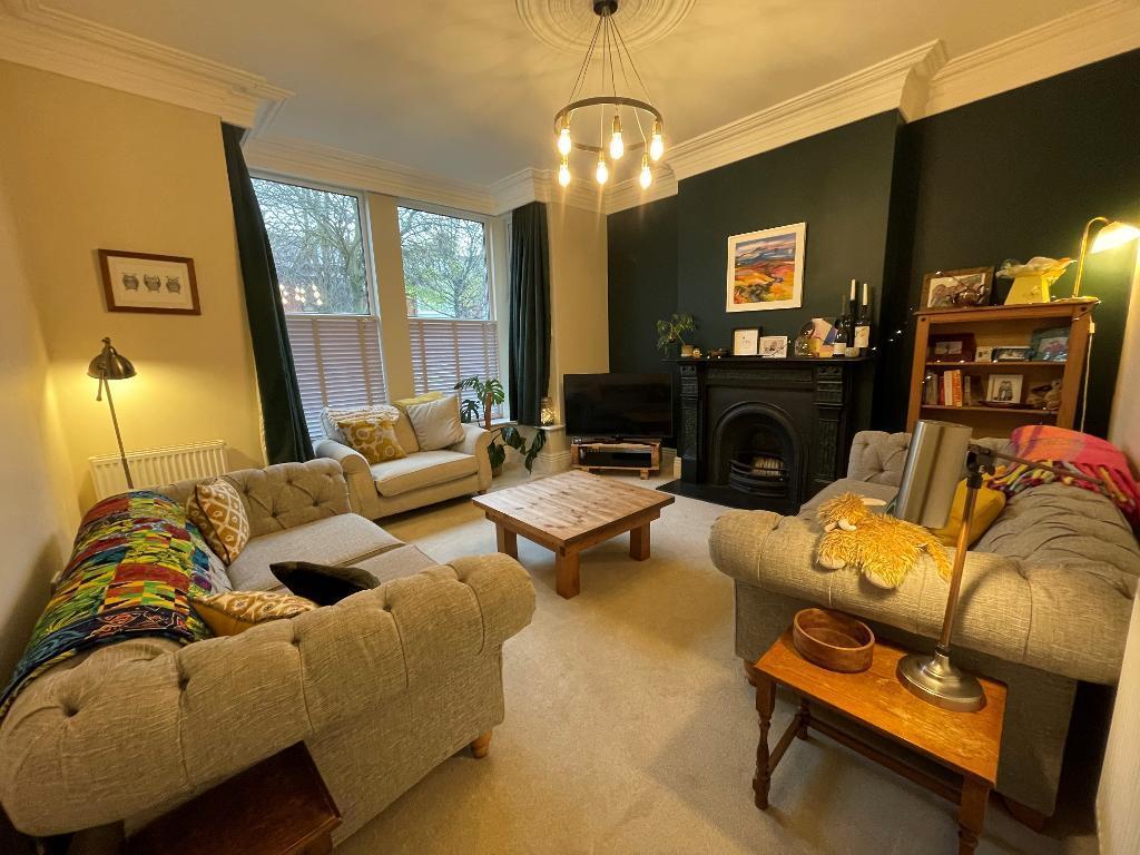 Lounge 2