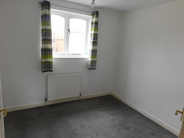 8 Park Road Bedroom 1