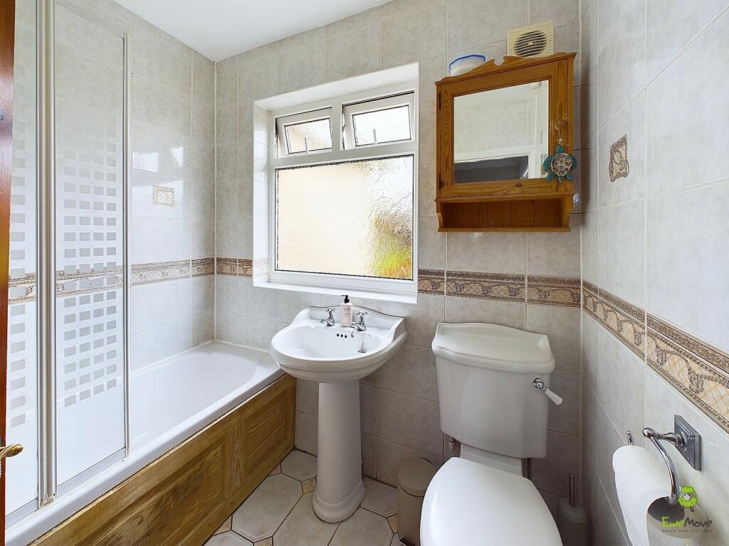 BATHROM