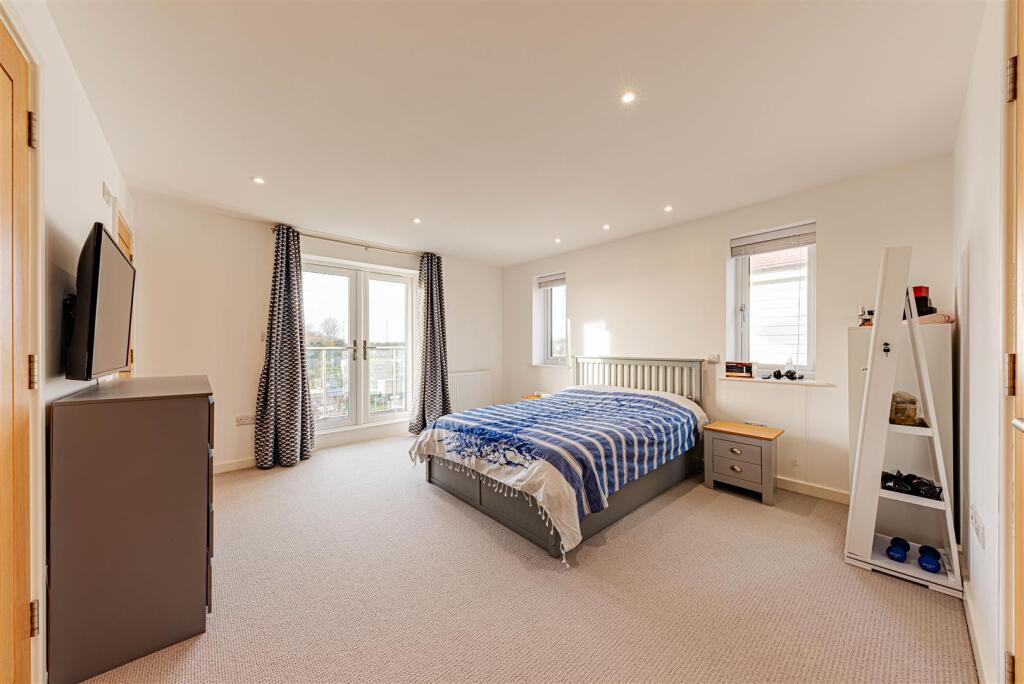 L J Imaging-1 - Copy.jpg