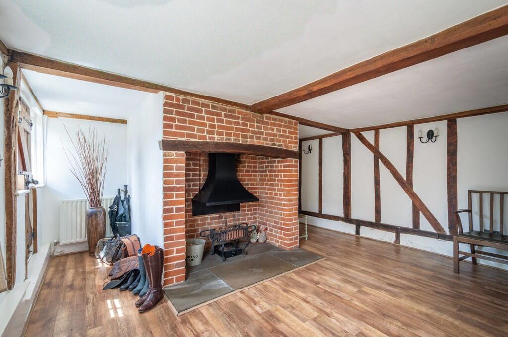 Regal Cottage-05