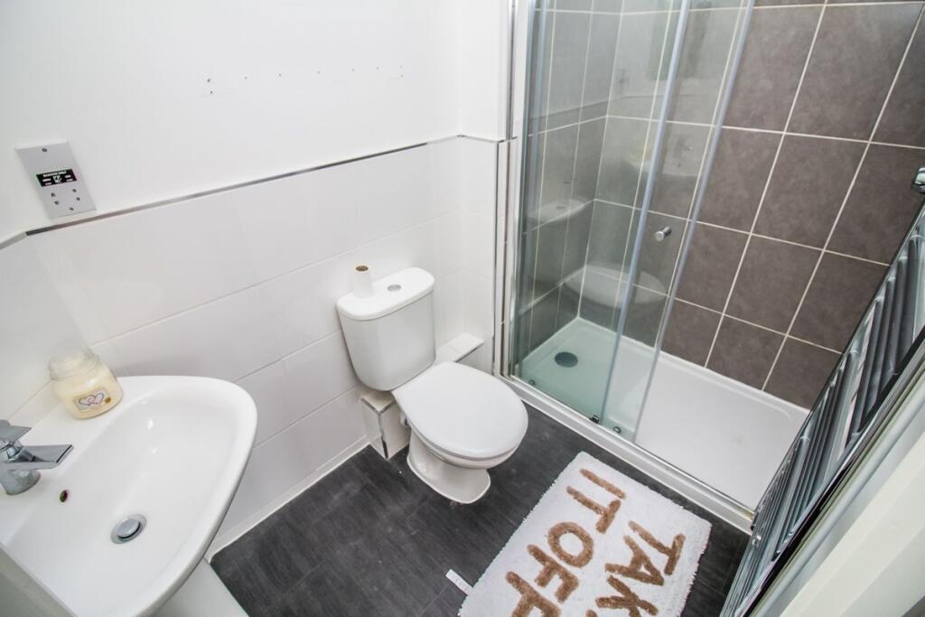 Bedroom Two En-Suite. 