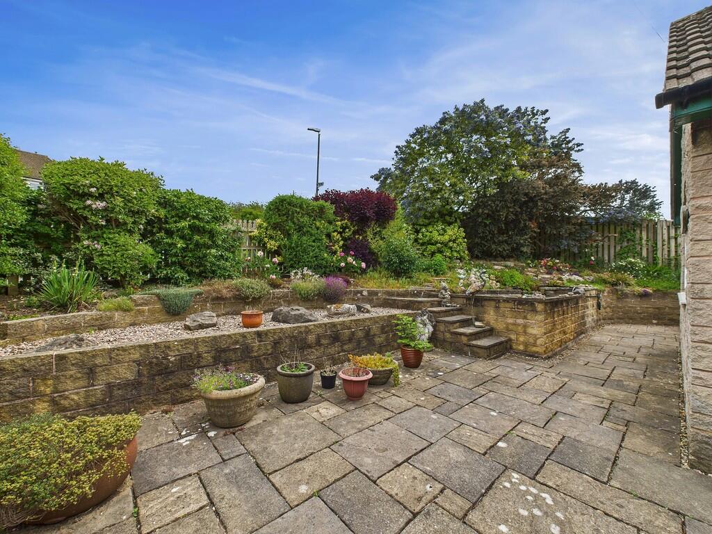 CAM04273G0-PR0129...