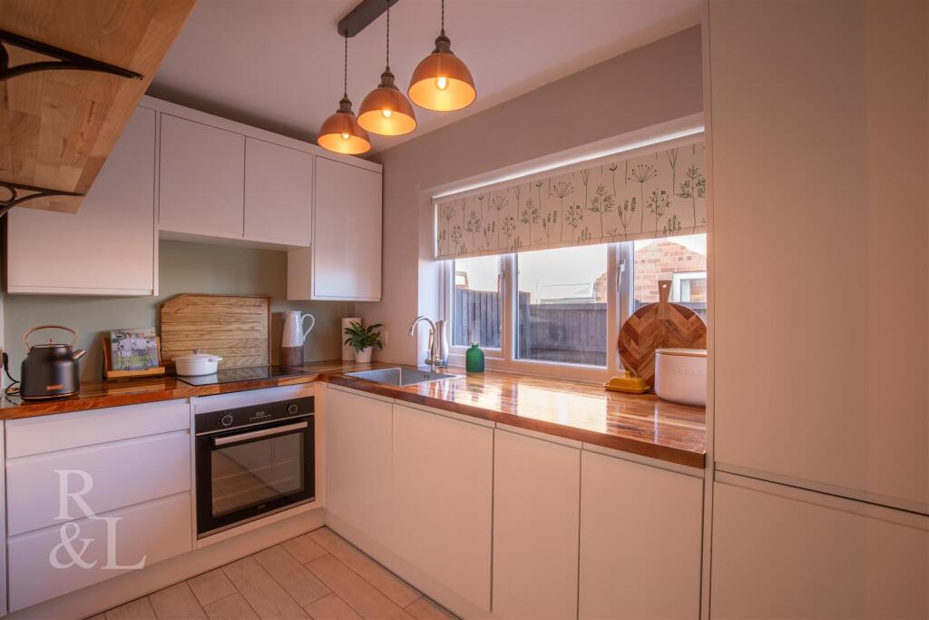 54 Beech Avenue (5).jpg