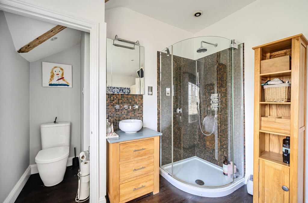 1348330-13-68bb41...