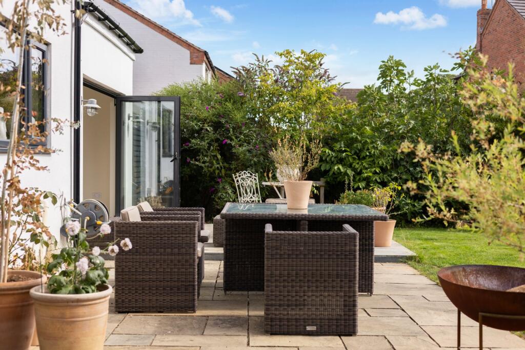 Garden Terrace