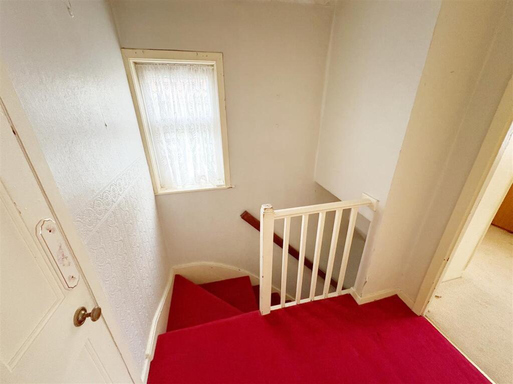 Landing and stairs (1).jpg