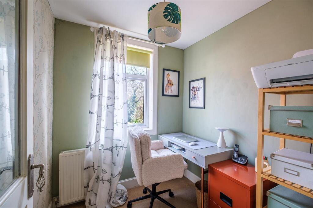 Crosshill Avenue-20.jpg