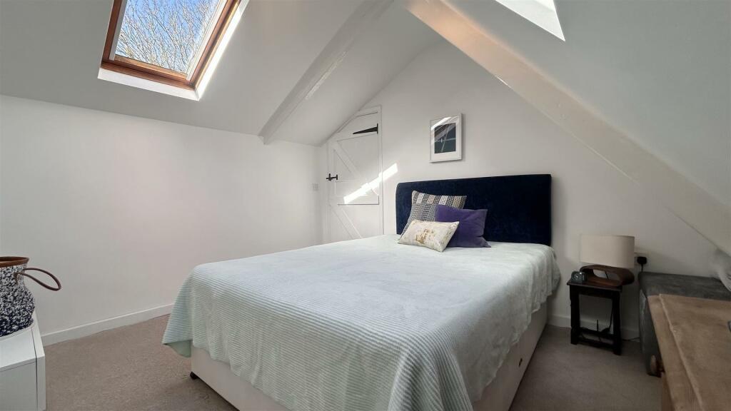 Bedroom 3.jpg