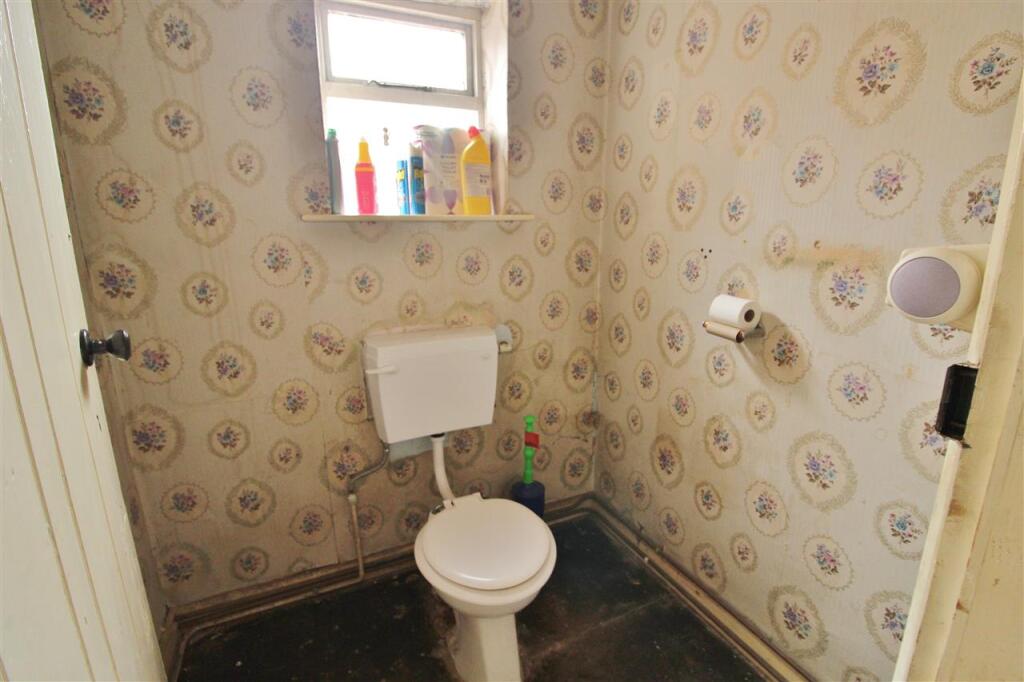 CLOAKROOM