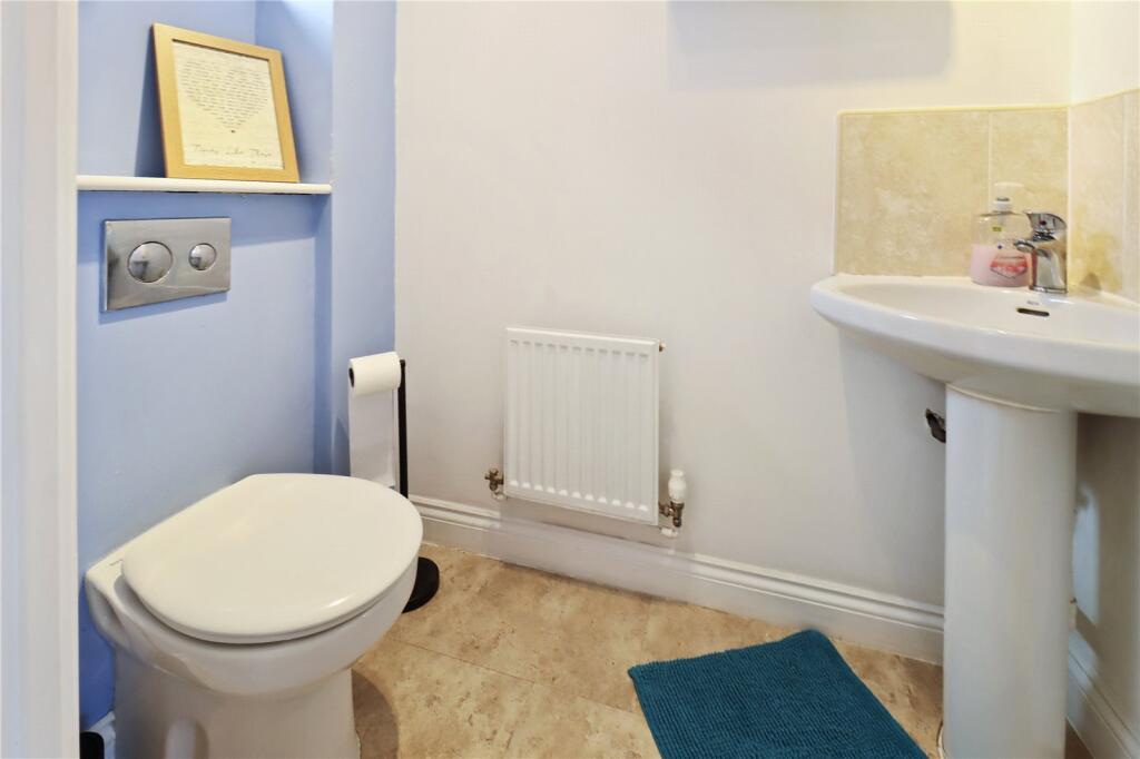 Wc/Cloak