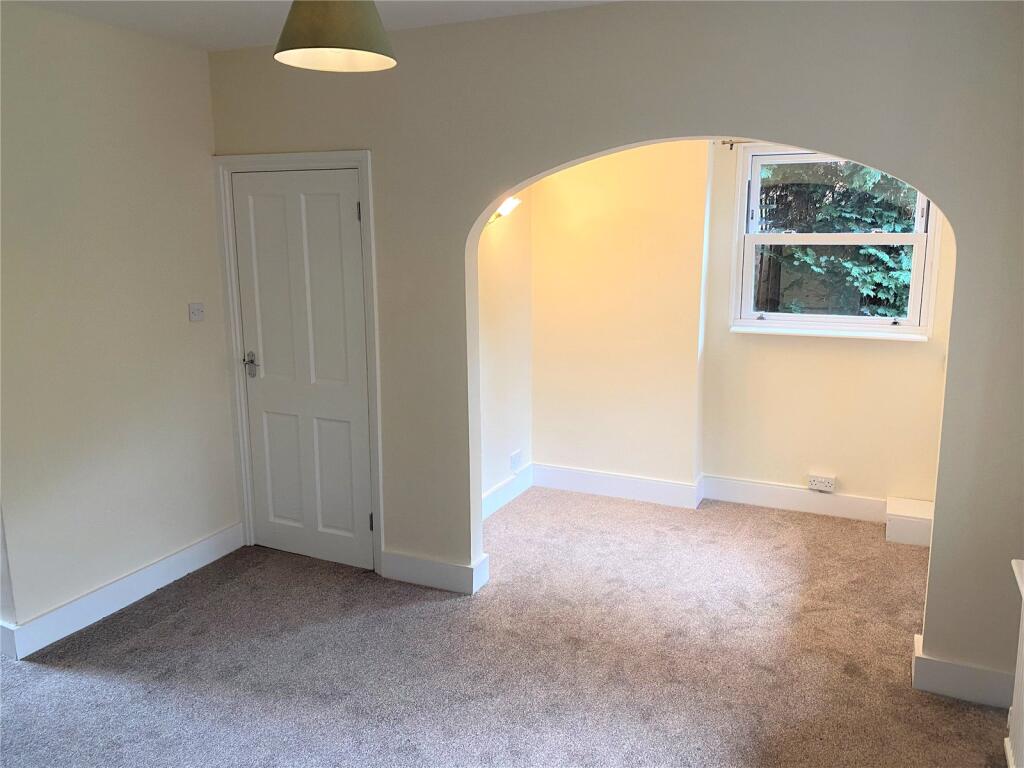 Living/Dining Area
