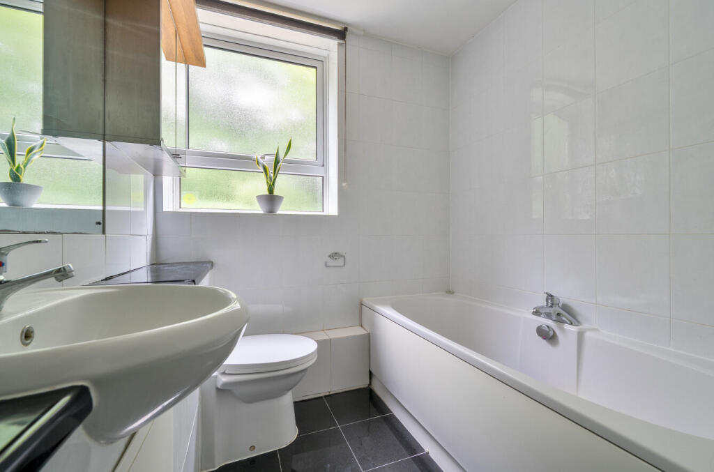 1324778-22-688385...