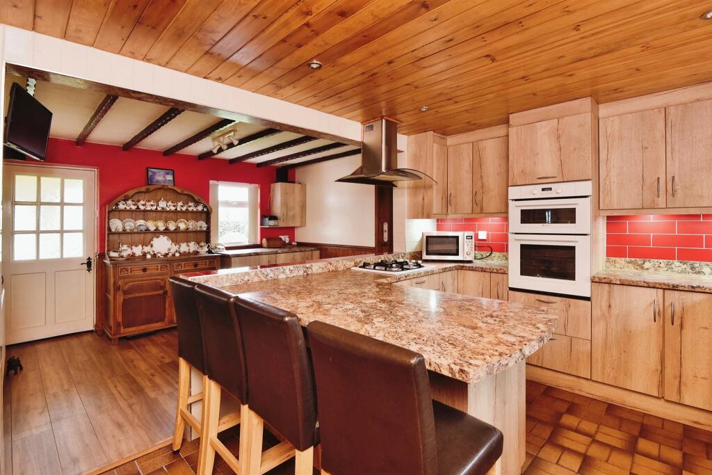 Kitchen Diner:
