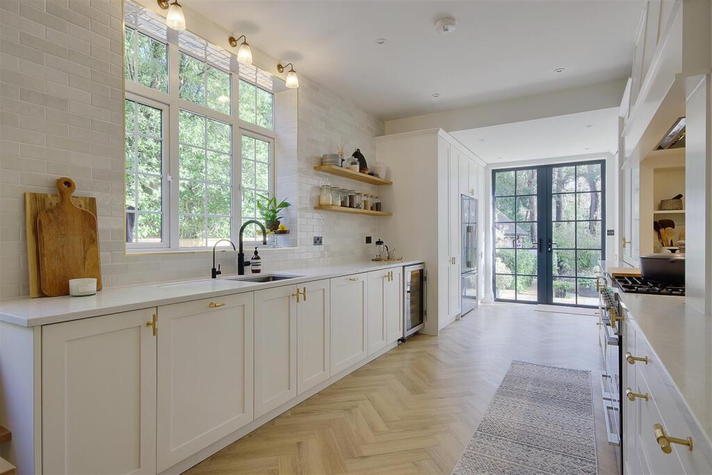 32 Kitchen-Diner D.jpg