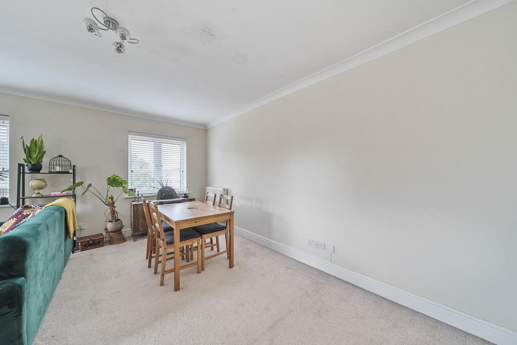 1324265-3-687a05a...