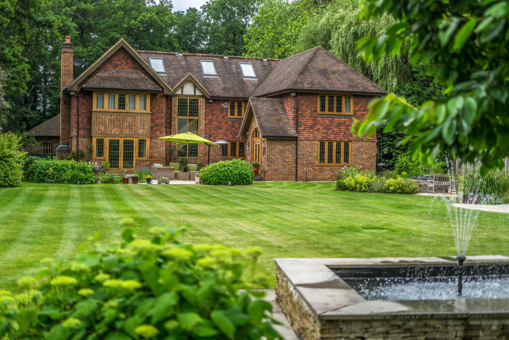 1303185-9-684b291...