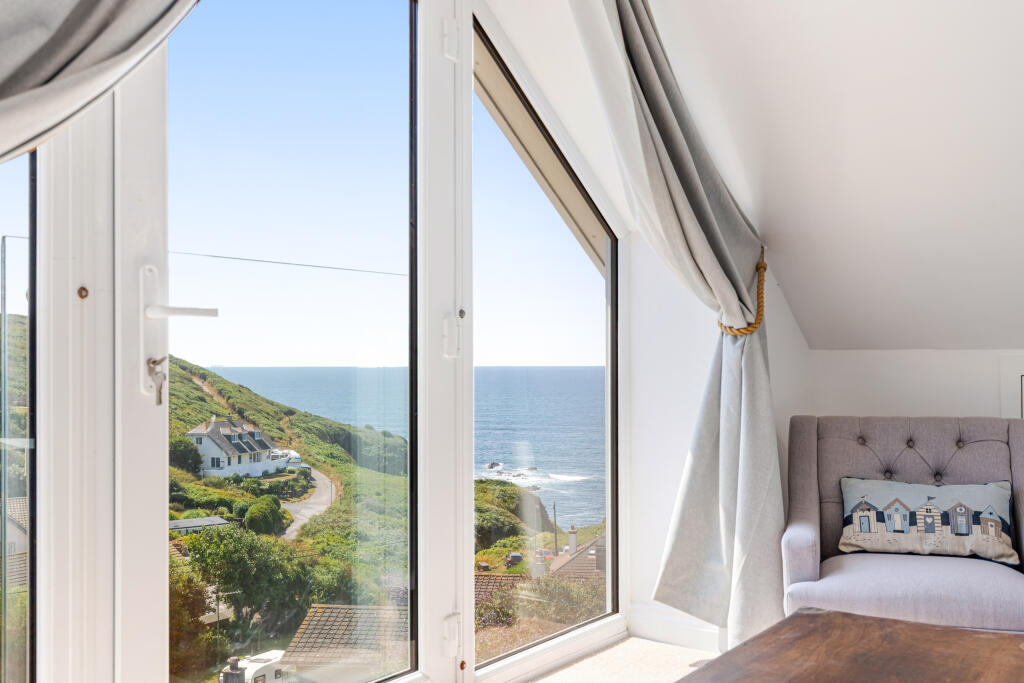 A02 - 6 Furzehill Road Heybrook Bay - 250718-A-2