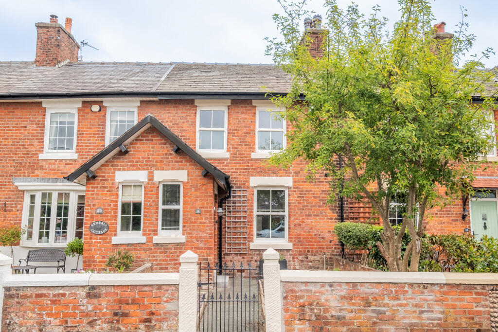 West Cliffe, Lytham, FY8