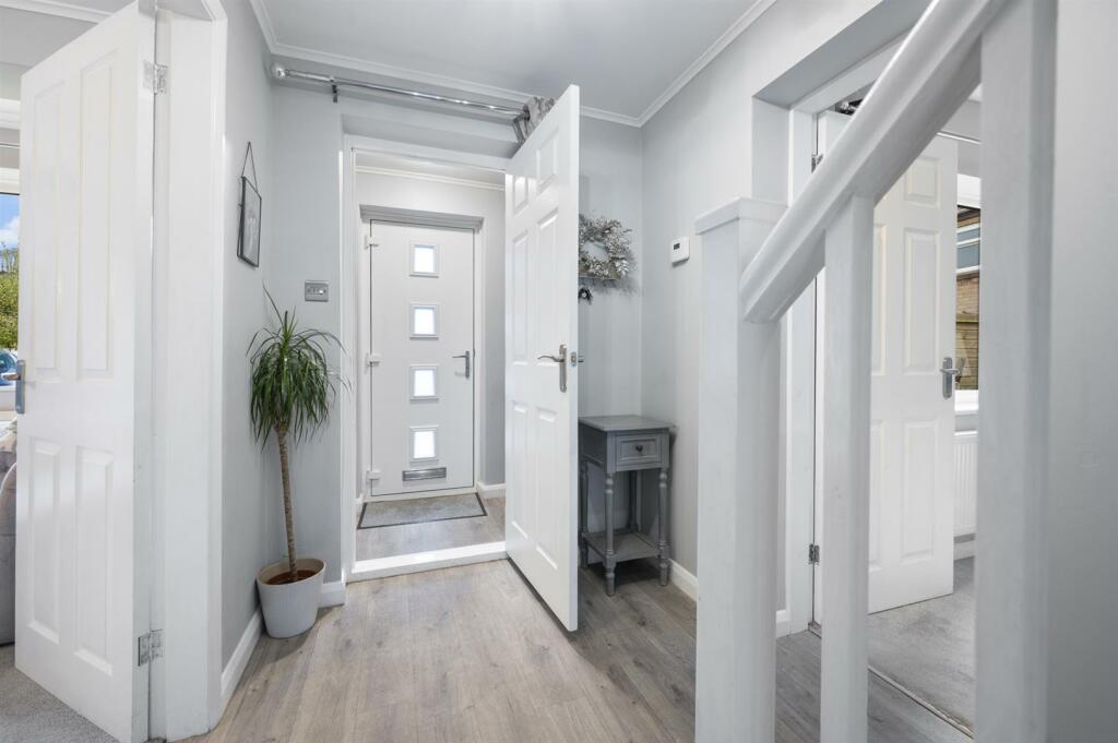 Entrance Porch.jpg