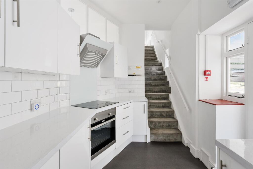 SPINNEY COTTAGE FLAT  (15).jpg