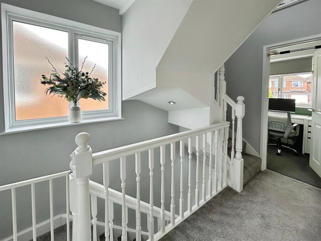 e066be21--4EAB-9388-7E7E867490CA-18597-00000BA3DAC