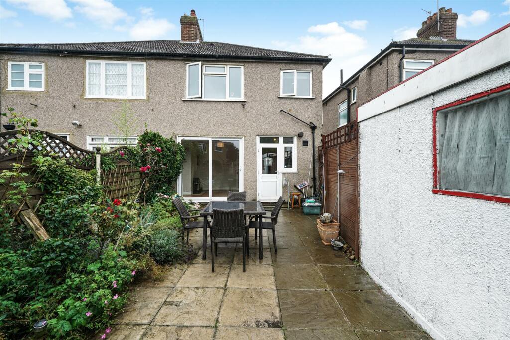 24 Alderney Gardens - T6vMlQOggGQpefeWOJCY.jpg
