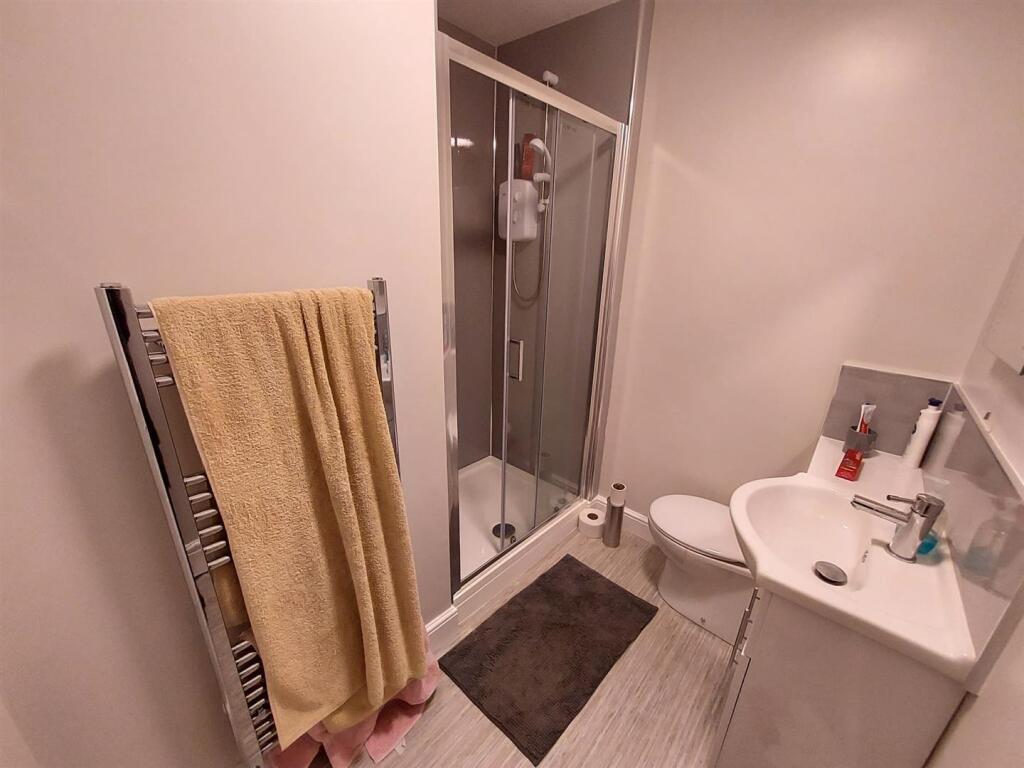 Bathroom 2