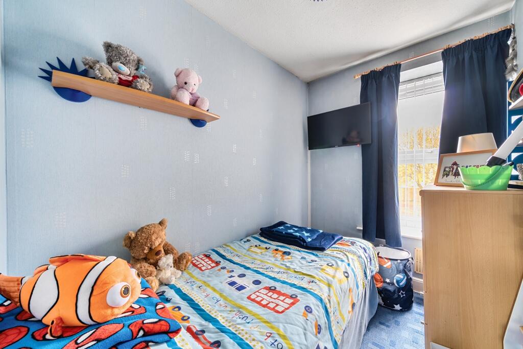 1375393-5-690a12b4d80ff