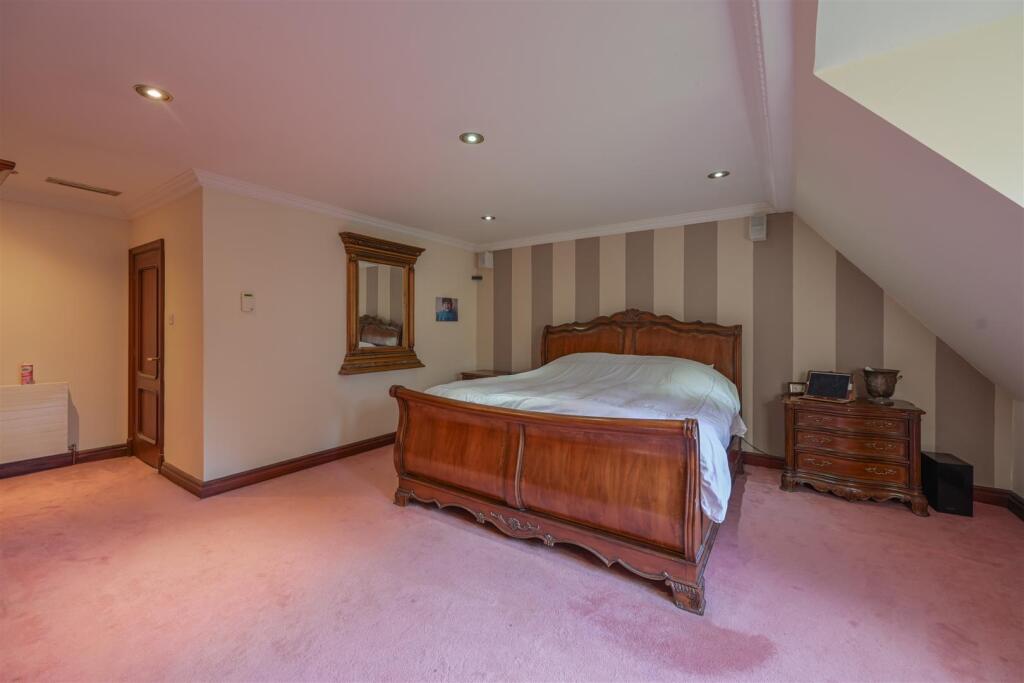 Court Manor (9 of 60).jpg