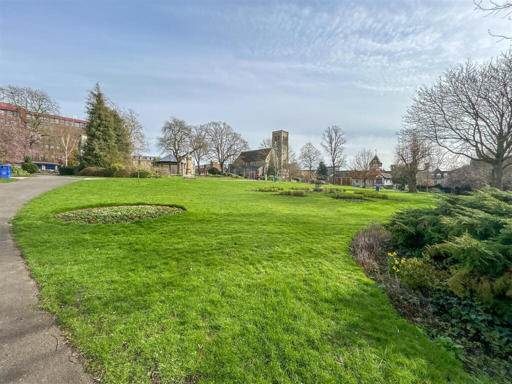 Brenchley GardensUntitled-32.jpg