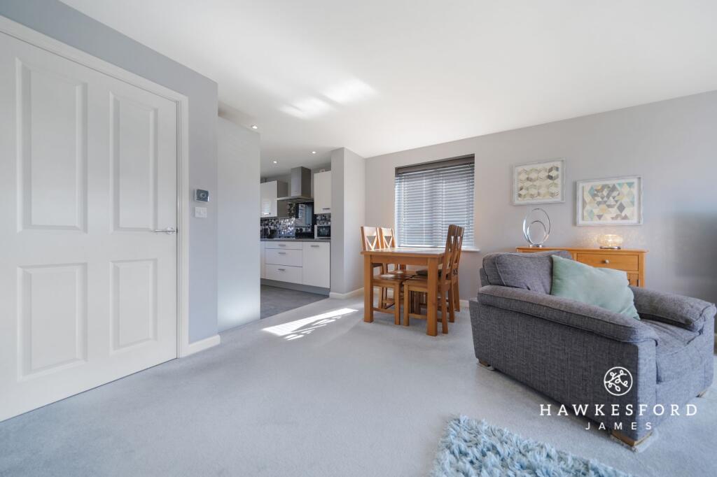 Buttercup Avenue, Minster on Sea - Lounge/diner