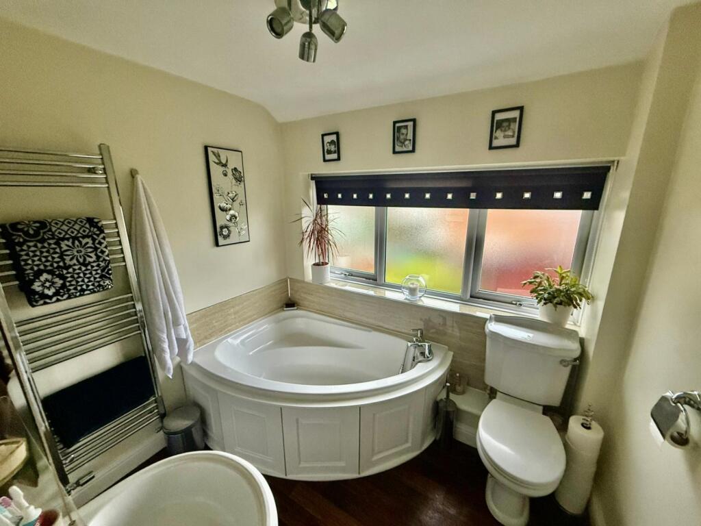 PHOTO-2025-11-08-20-58-35 16