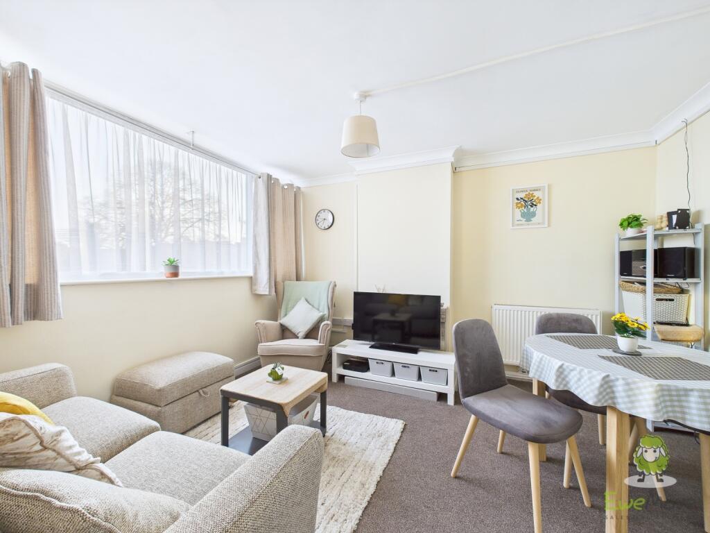 CAM01543G0-PR0124-STILL030