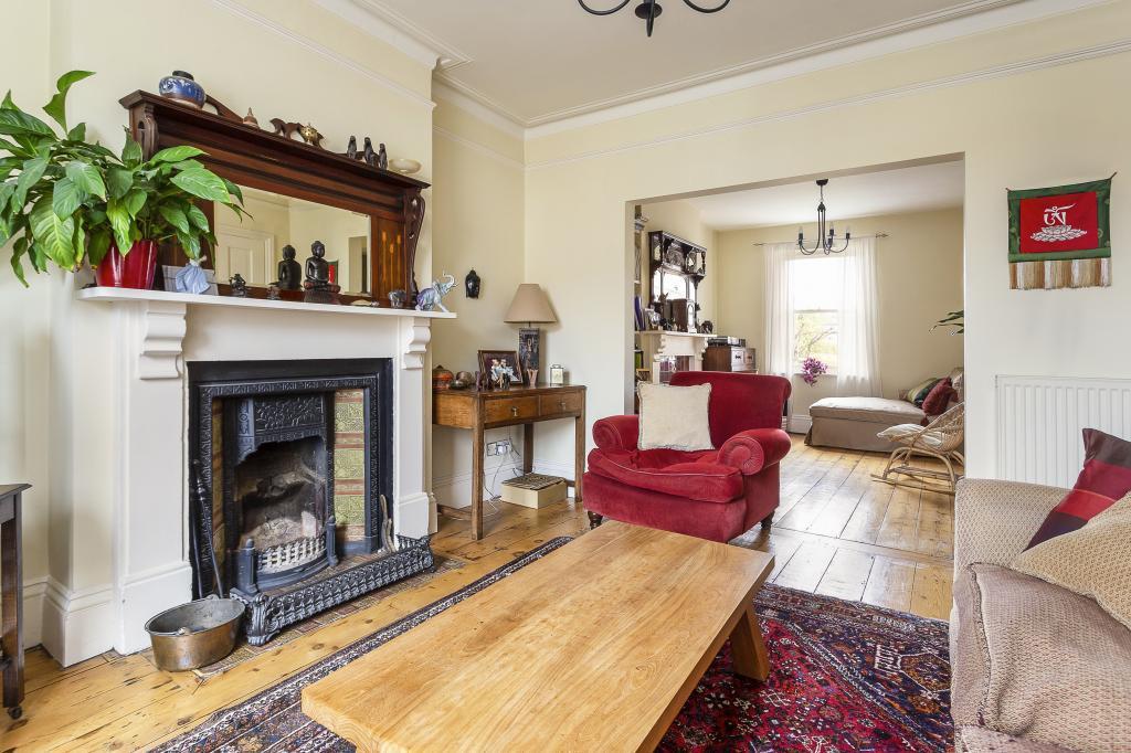 71 Copt Elm Road 306088 (6).jpg
