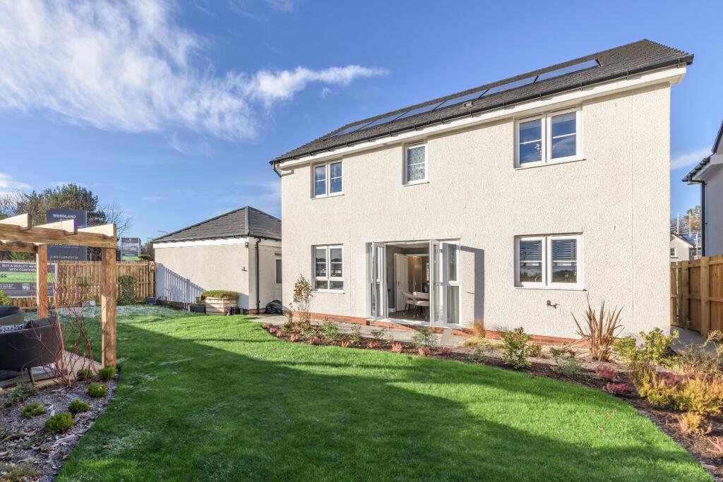 Garden of 4 bedroom Harris house type