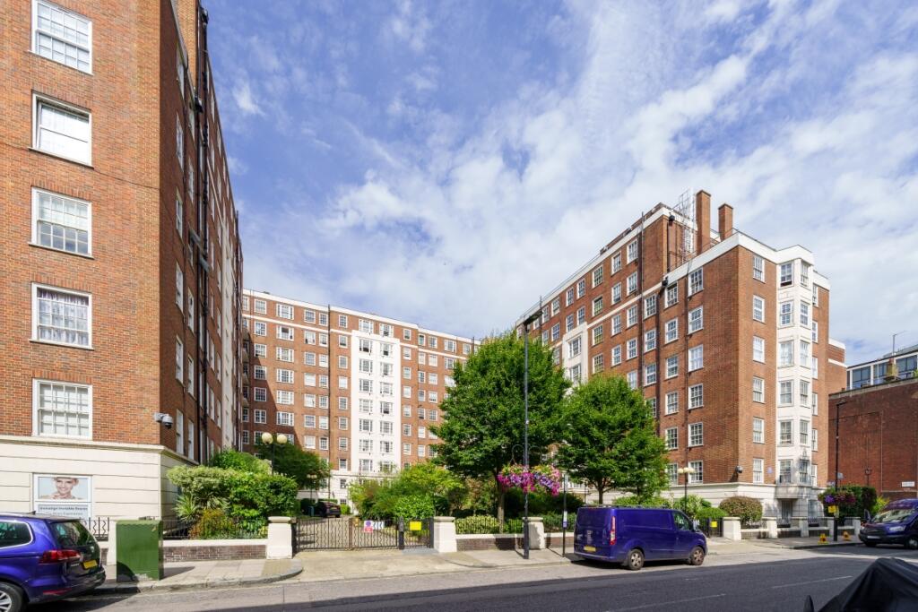 Park West 495 (08...