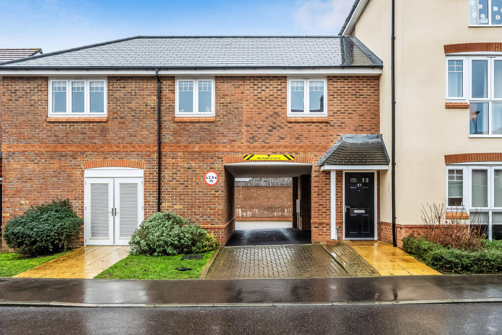 Hailwood Drive, Edenbridge, Kent