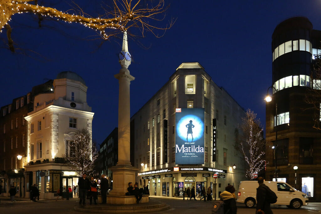 Seven Dials at ni...