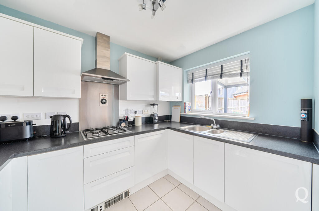 c6155279-ef64-436...