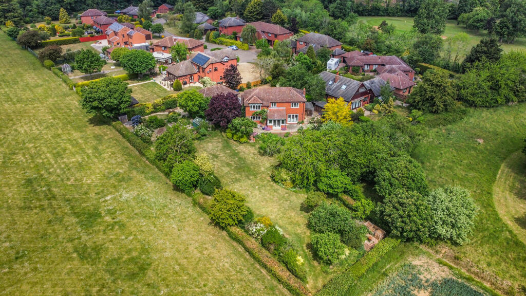 c8653ef93a9602aa994b264665c53775a8957542