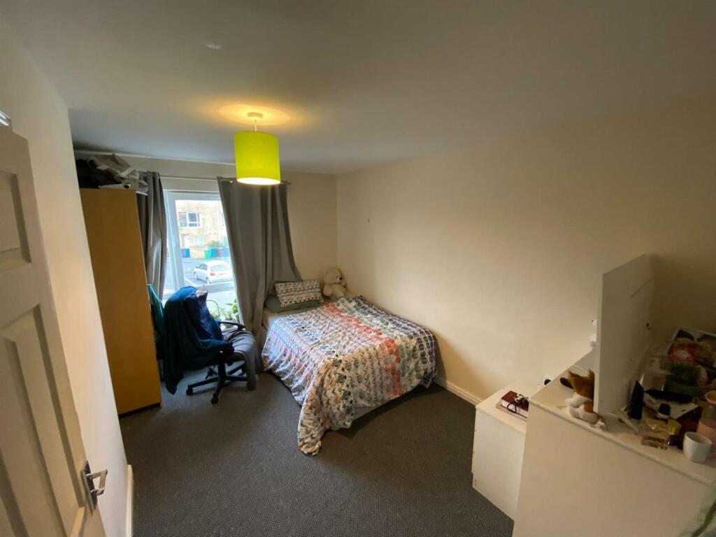 First Floor En-Suite Bedroom
