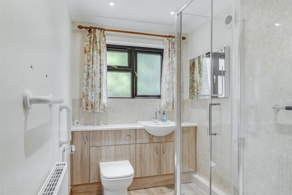 Shower Room 1_1.jpeg