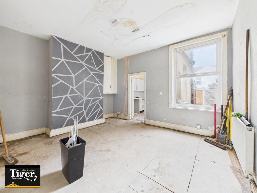 CAM03440G0-PR0411...